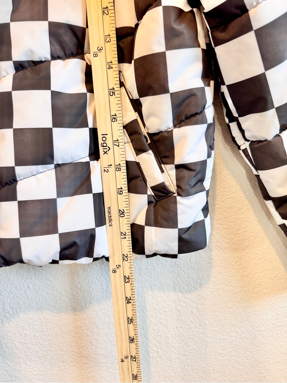 Vans Checkered Puffer Jacket Womens XS Black White Skate Streetwear Retro H75 - Picture 6 of 9